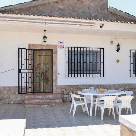 Three-bedroom Holiday In *
